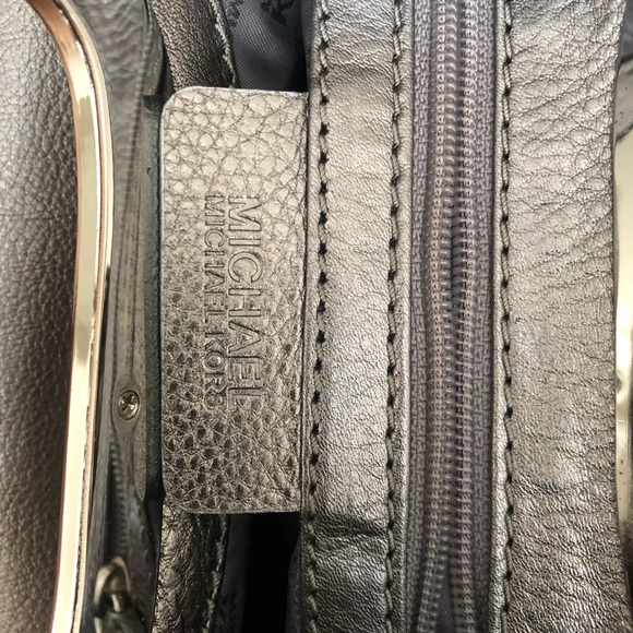 Michael Kors gunmetal Berkley clutch - Picture 5 of 7